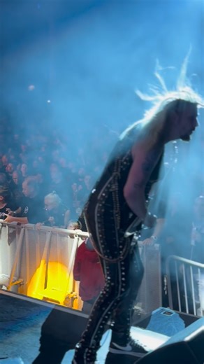 Judas Priest on Instagram: "From backstage 🤘⛓️🔊🔥 @falconfaulkner #judaspriest #metalmusic #judaspriestfans #metalhead #richiefaulkner #robhalford #scotttravis #ianhill #metalmaniacs"