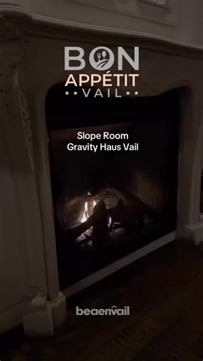 Beatriz Martinez | Vail Real Estate on Instagram: "🍷Slope Room en Gravity Haus, Vail Village. Un ambiente espectacular con un servicio de primer nivel. ✨ Te recomendamos los siguientes platillos de entrada: 🍣 Atún fresco 🥗 Ensalada de burrata 🌮 Tartar servido en sourdough 🍖 Como plato principal: Short rib acompañado de un delicioso puré de papa ❄️ No te lo pierdas en tu próxima visita a Vail. Para reservaciones, visita opentable.com o llama al 970.476.6836. Bon Appétit ❗️❗️ #vail #vaildinin