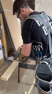 Experience corded power with cordless convenience, with 375 cuts per charge using the 18V Brushless 7-1/4 in. Rear Handle Circular Saw. 📸: @vaughanhandyman Backed by the 𝗜𝗡𝗗𝗨𝗦𝗧𝗥𝗬’𝗦 𝗕𝗘𝗦𝗧 Lifetime Service Agreement. #BuildForALifetime Shop the kit to save $178 —> thd.co/3U9NuQU | RIDGID Power Tools