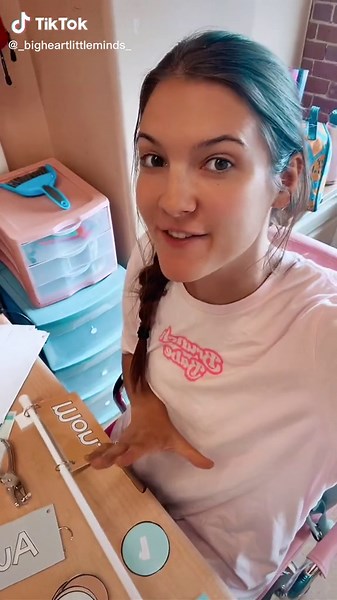 Setting up a flip calendar for dummies aka me 🤣 #teachersontiktok #teachersoftiktok #tiktokteachers