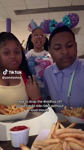 Yona Lashay TikTok: Healthy Living, Soda & Bagel Debates