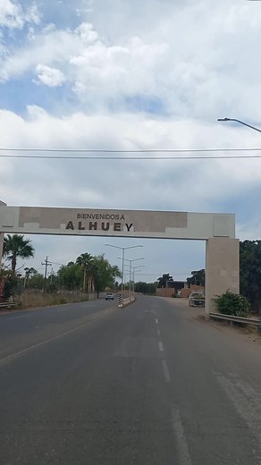 Exploring Alhuey in Sinaloa, Mexico