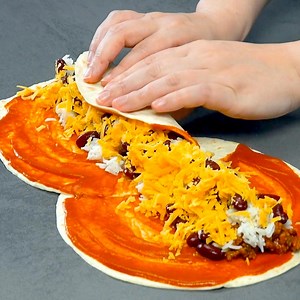 6 Tasty Tex-Mex Dishes 🌮🌶🌯 FULL RECIPES: www.scrumdiddlyumptious.com/6-tex-mex-dishes | Scrumdiddlyumptious