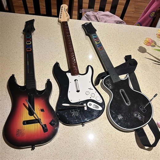 Wireless Guitar Hero Guitars XBOX 360, PS2 and PS3 - Rock Band Guitar PS3 - Etsy