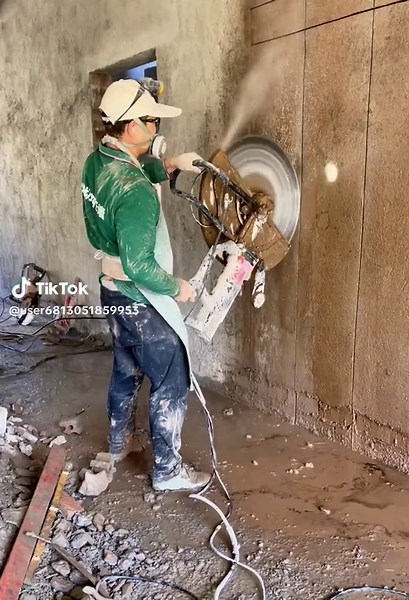 Cutting Concrete Walls with Precision | Mesin Potong Dinding Simen
