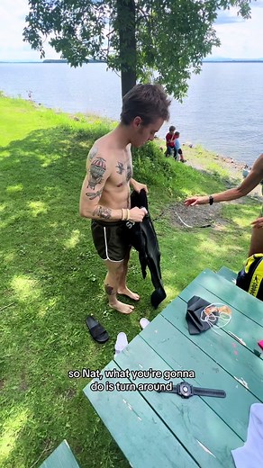 Teaching my twin how to put on a wetsuit! 🥹