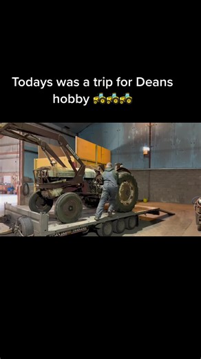 Vintage David Brown Tractor Restoration | Dean's Hobby Trip