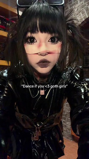 Celeste (@thecelestetriplex)’s video of Goth