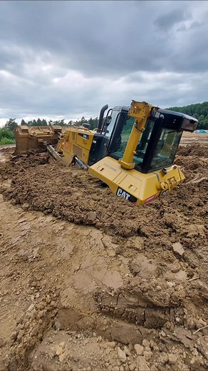 #festgefahren #bagger #foryou #foryoupage #bagger #baustelle