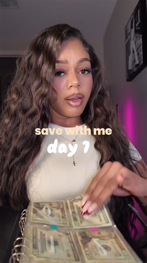 bree ౨ৎ ⋆｡˚ on Instagram: "day 7 of my savings challenge🩷 knocked out a fewww days today . . . #envelopechallenge #savingschallenge #budgeting #cashstuffing #moneychallenge #budgetbinder #savemoney #savings #richgirlera"