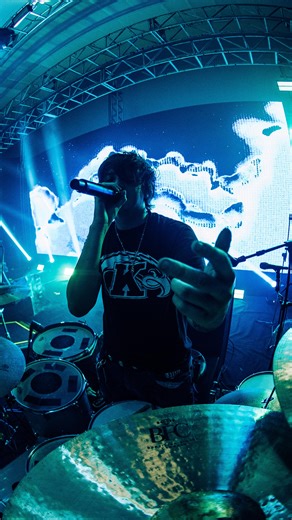 VÍTOR PERACETTA on Instagram: "@matue ISSO É SÉRIO (Drum Cam) Captação/ VX effects: @jc.carneiro__ Mix: 🍐 @habrobr @seelectronics @bfccymbals @lojadrumshop @alabamamusicstore @cborgesimport @mapexdrums @mapexglobal @mapexdrums @baquetasliverpool #matue #matuê #baterista #drummer #drums bateria music drum drumming drumlife drummers batera drumset musica drummerlife drumstagram groove musician drumcover rock instadrummer ontheroad fy drumcam 30praum"