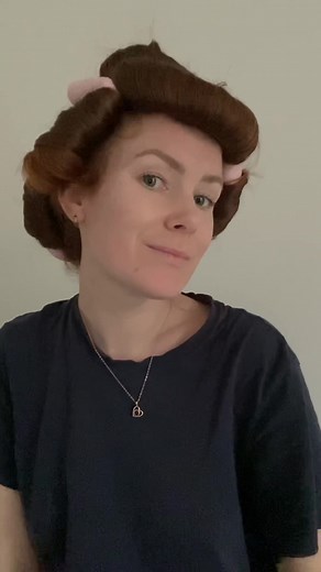 How to Use Bendy Rollers for Easy Hair Styling