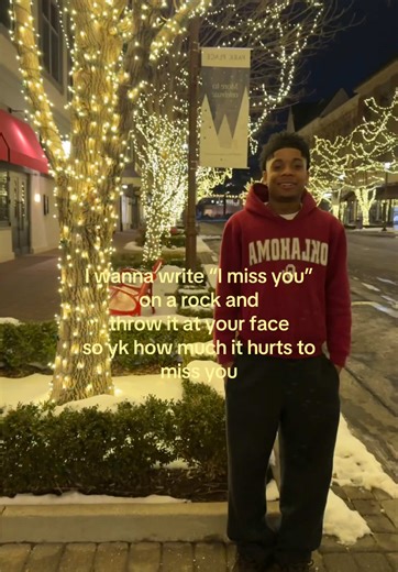 ️ (@autumari)’s video of missing someone