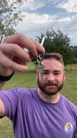 J45S keyed Padlock, Heavy Duty Stainless Steel Shackle Lock, 3 Keys, Waterproof and Rustproof Storage, Warehouses, Garage, Outdoors, 1-Pack