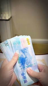 5 萬預算，買男生金項鍊。 看這邊就對了。 經典六角繩索， 純金9999 讓人知道你有料。 想要懶一點、 直接套頭就走 👉 看這條 想要粗一點、 一動就被看到， 「欸，那條不錯喔」👉 看這條 戴金項鍊 不只帥還能保值 未來要升級，還不用扣火耗 現貨就在 中壢景福珠寶 鍊子戴在脖子上， 氣場自己會講話。 😎🔥 #黃金項鍊他最帥 #六角麻花金項鍊 #中壢銀樓 #黃金項鍊 #我們家買的黃金舊換新不用扣火耗唷 | 景福珠寶 Jing Fu Jewelry