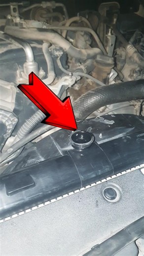 water not circulating in radiator #shorts