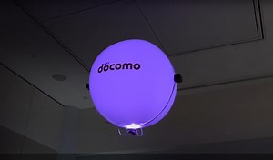 Indoor Blimp Sails Through The Air Using Ultrasonic Transducers