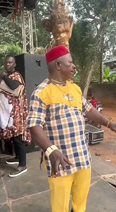 28K views · 449 reactions | O TOBEKANYA KGETSI NNA MO GAME POO E TLHAGA LEGORA KEGO DIRA TSHIKELA SEMMEE OKARE SETLA GO BELA MONNA WEE MONNA WEE KETSWA KGAKALA KEGO LEBILE O TSHAMEKELA MODI KHUTLENG TSA BAGOLO OTLA LWALA MAKHWEKHWENENE OTLA IKGWABITLHA OKARE O PALANGWE KE CHICHIBOYA WA SOKOLA KA GO FOLA MOSIMANYANA OTLA LWALA MALWETSI A RONA BAGOLO WA A BAGOLO WA KGWETLHA MONGOLE | Kabelo Tiro aka Skavenja | Facebook