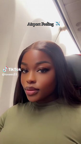 Mini Vlog of Airport Experience and Takeoff Routine