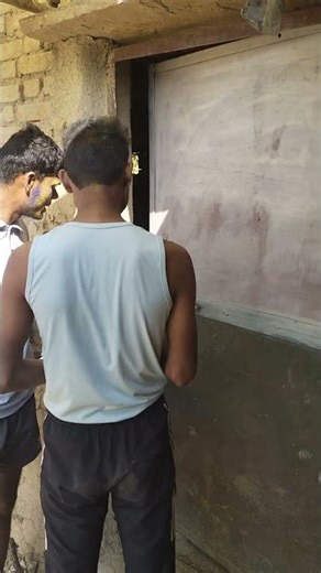 DOST KE SATH HOLI (होली)🔫🚭#holi #holiday #comedy #funny #viral #shorts #trending #shortvideo#youtube