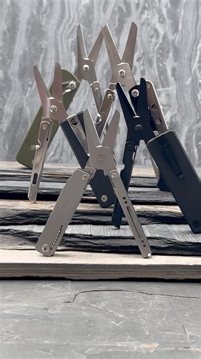 Built-in scissors for Every Task. Explore the scissors-based range at roxontool.com #multitool #edc