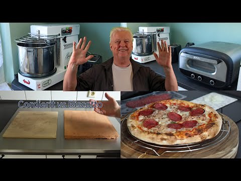 Pizza dough with a Grilletta from Famag and a pizza with the Unold Alfredo