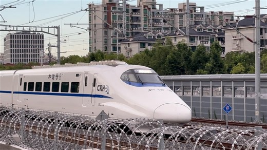 2A带鱼经过外环路机位