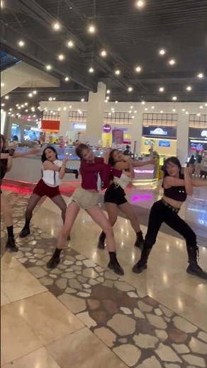 I'll let you go first, i'll do worse. Hit 'em where it hurts! 👊 #meovv #hitem #kpopinpublic #dance