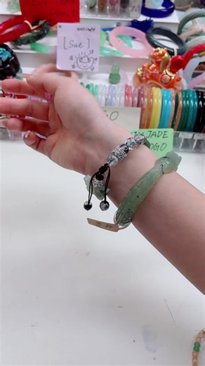 Stunning Jade Jewelry: Elegant Bracelets for Every Occasion
