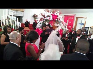 Praise Break at Martineous & Jasmine Tyler wedding