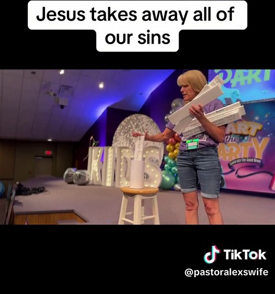 It’s like magic ✨ What an object lesson at our Kids Day Camp! Jesus died for our sins so we can have a home in heaven and personal relationship with God! The great news is that this a FREE gift to anyone who accepts it. ✨All have sinned and fall short of the glory of God (Romans 3:23). ✨The wages of sin is [eternal] death (Romans 6:23). ✨The free gift of God is eternal life in Christ Jesus our Lord (Romans 6:23b). ✨Confess with your mouth that Jesus is Lord and believe in your heart that God rai