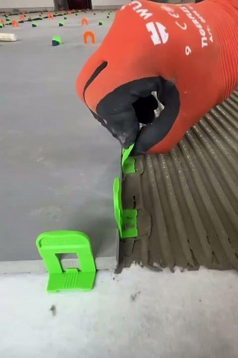 Tile leveling system during laying | ARTEM REGART #tiles #repairing #construction #interiordesign