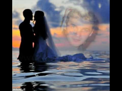 Titre UNE ROSE POUR SANDRA