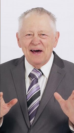 Vegan Industry Vs. Meat Industry - Honest Ads (Impossible Foods, Beyond Meat Parody)