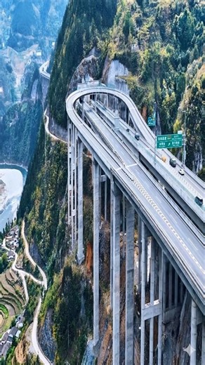 IMPOSSIBLE HIGHWAY LOOP 😱 China’s G6911 Cliffside U-Turn Through Tunnels