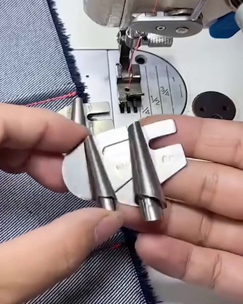 Universal Sewing Rolled Hemmer Foot Set 8Pcs [3-10mm], Rolled Hem Presser Foot, Suitable for Brother Sewing Machine, Industrial Sewing Machine Etc, Curved Scroll Rolled Hem Foot, 3/4/5/6/7/8/9/10mm