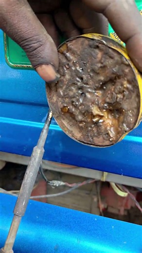 E rickshaw stop light repairing #viral #ms_toto_servicing #automobile #electricrickshaw 🛠️🛠️💯💯🛺🛺