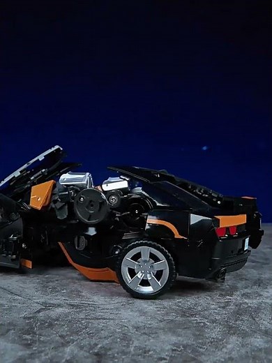 Transformers Bumblebee TW1025B Wasp Warrior