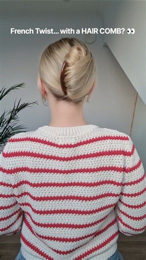 French Twist… But With a Hair Comb 😍 | Elegant Hair Hack