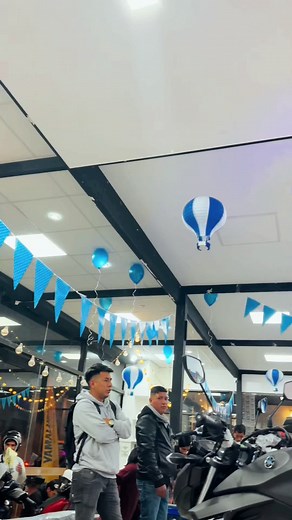 Asi fue como se vivio el detras de camaras del sorteo F25 💙 por nuestro segundo Aniversario ¡Celebrando un año de emociones sobre ruedas en nuestro concesionario MotosCam Yamaha! 🏍️🎉 ¡Gracias a todos los que han sido parte de nuestra familia motera! 💨✨ #Aniversario #Yamaha #Motocicletas #Pasión #huancayo #MotosCam #motos #Fz25