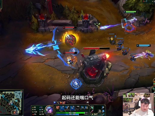 乌兹排位遇到lmp，两个操作怪在下路相遇，对面绝望到底！！！