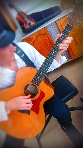 🌲Blue Christmas❄️🧑‍🎄Live Performance🎻25s Studio Teaser 🎸 acoustic cover | Louis