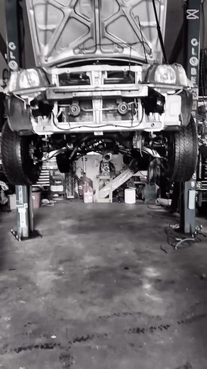 4.5” lifted RD1 CR-V 5 speed manual B20B JDM Swapped engine Full @hrgoffroad Extreme Lift Kit Professionally Installed at @fastfreddys.yeg 🙂 - #honda #civic #integra #delsol #crx #rd1 #em2 #rsx #bseries #hondanation #hondalife #fastfreddysyeg #liftedrd1 | Fast Freddy’s Automotive Ltd.