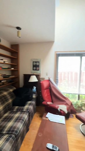 What we found vs how we styled Music credit Ballerina by Yehezkel Raz treasurehouse shelfstyling vintage thrift antique decor Chloeisag | Chloeisag