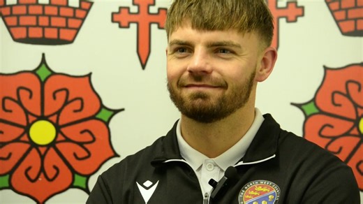 🗣️ DUGOUT REACTION | Lee Wilshaw The GNE boss gives his feedback following this afternoon's 3 points at home, & back to back home wins👇 '𝑇ℎ𝑒 𝑒𝑛𝑒𝑟𝑔𝑦 𝑓𝑟𝑜𝑚 𝑡ℎ𝑒 𝑙𝑎𝑑𝑠 𝑤𝑎𝑠 𝑡𝑜𝑝, 𝑤𝑒 𝑤𝑒𝑛𝑡 𝑎𝑏𝑜𝑢𝑡 𝑖𝑡 𝑣𝑒𝑟𝑦 𝑝𝑟𝑜𝑓𝑒𝑠𝑠𝑖𝑜𝑛𝑎𝑙𝑙𝑦 𝑎𝑛𝑑 𝑑𝑖𝑑𝑛'𝑡 𝑡𝑢𝑟𝑛 𝑖𝑡 𝑖𝑛𝑡𝑜 𝑎 𝑑𝑜𝑔 𝑓𝑖𝑔ℎ𝑡' 🔵🔵🔵 #vivaGNE | Glossop North End AFC