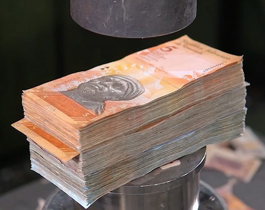 4.7M views · 2.5K reactions | Hydraulic Press vs. $$$ MILLIONS 螺螺螺 | Hydraulic press channel | Facebook