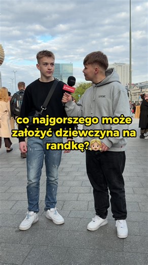 niezły outfit.. 👀 #warszawa #challenge #viral