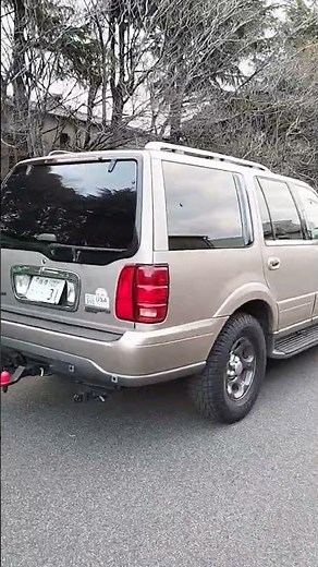 2 20 26 Full Original 2001 Lincoln Navigator 77000 miles