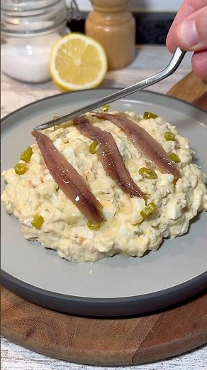 Russian salad with anchovies 👨🏻‍🍳 It's amazing! #recipes #youtubeshorts