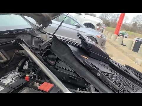 2012 - 2018 Mercedes C300 battery replacement